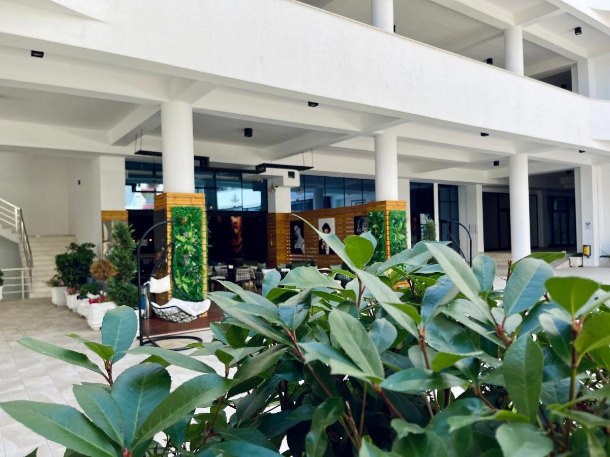 Azura Terraces Apartamento Sarandë